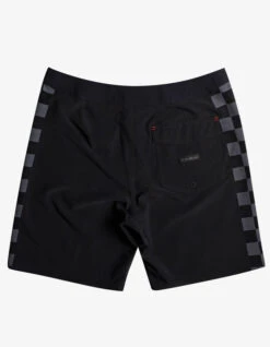 QUIKSILVER BOARDSHORT HIGHLITE ARCH 19" 14 QUIKSILVER BOARDSHORT HIGHLITE ARCH 19" -Vans || Salty Crew || Vissla Sales quiksilver boardshort highlite arch 19 1