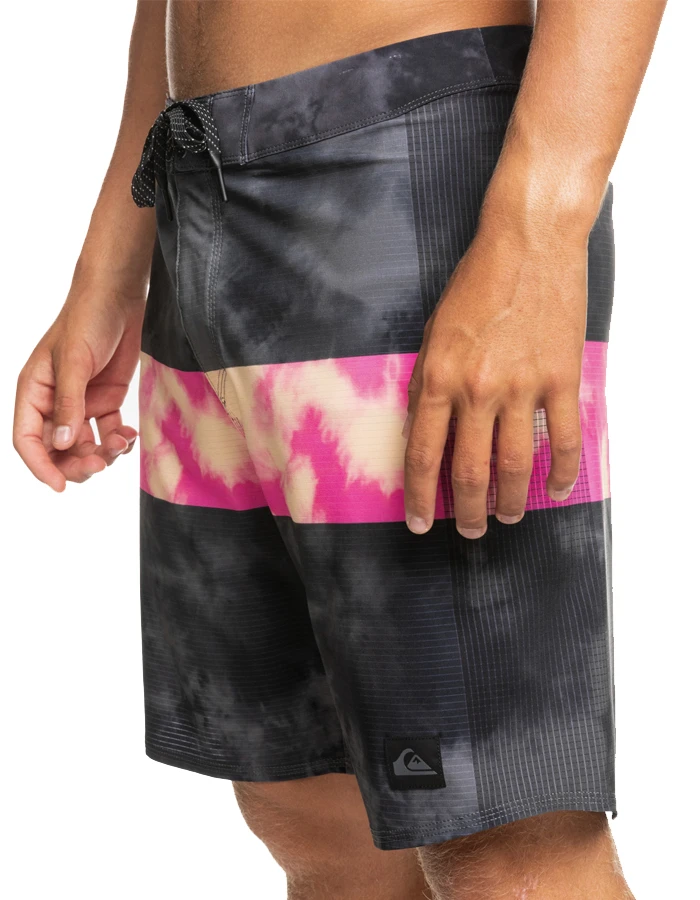 QUIKSILVER BOARDSHORT HIGHLITE ARCH 19" SHOCKING PINK 2 QUIKSILVER BOARDSHORT HIGHLITE ARCH 19" SHOCKING PINK - Image 2