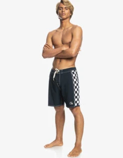 QUIKSILVER BOARDSHORT ORIGINAL ARCH 18" 9 QUIKSILVER BOARDSHORT ORIGINAL ARCH 18" -Vans || Salty Crew || Vissla Sales quiksilver boardshort original arch 18 1