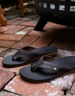 REEF SANDALS CUSHION LUX BLACK BROWN 10 REEF SANDALS CUSHION LUX BLACK BROWN -Vans || Salty Crew || Vissla Sales reef infradito cushion lux brown 6