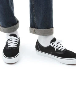 VANS SKATE AUTHENTIC SHOES BLACK -Vans || Salty Crew || Vissla Sales vans scarpe da skate authentic black 2