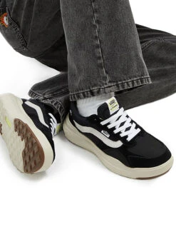 VANS ULTRARANGE NEO VR3 SHOES BLACK 13 VANS ULTRARANGE NEO VR3 SHOES BLACK -Vans || Salty Crew || Vissla Sales vans scarpe ultrarange neo vr3 black 2