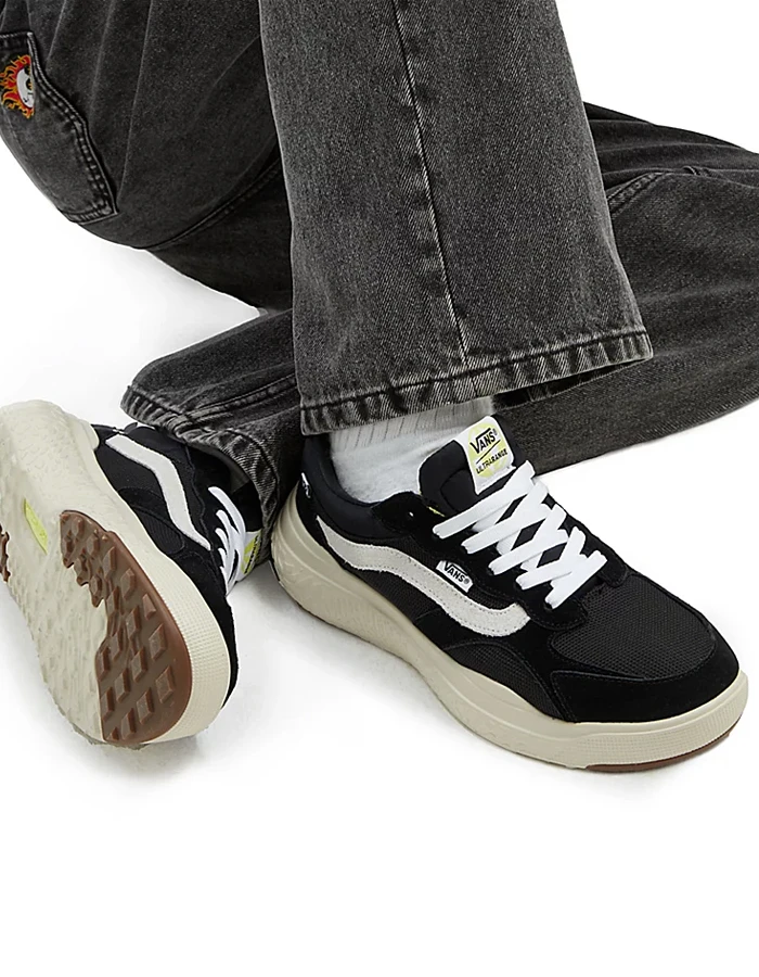 VANS ULTRARANGE NEO VR3 SHOES BLACK 4 VANS ULTRARANGE NEO VR3 SHOES BLACK - Image 4